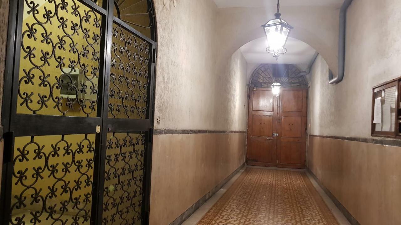 Apartment Alfieri 10 Due Passi Da Colosseo Rome
