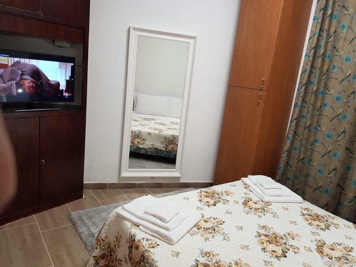 Apartment Alfieri 10 Due Passi Da Colosseo *